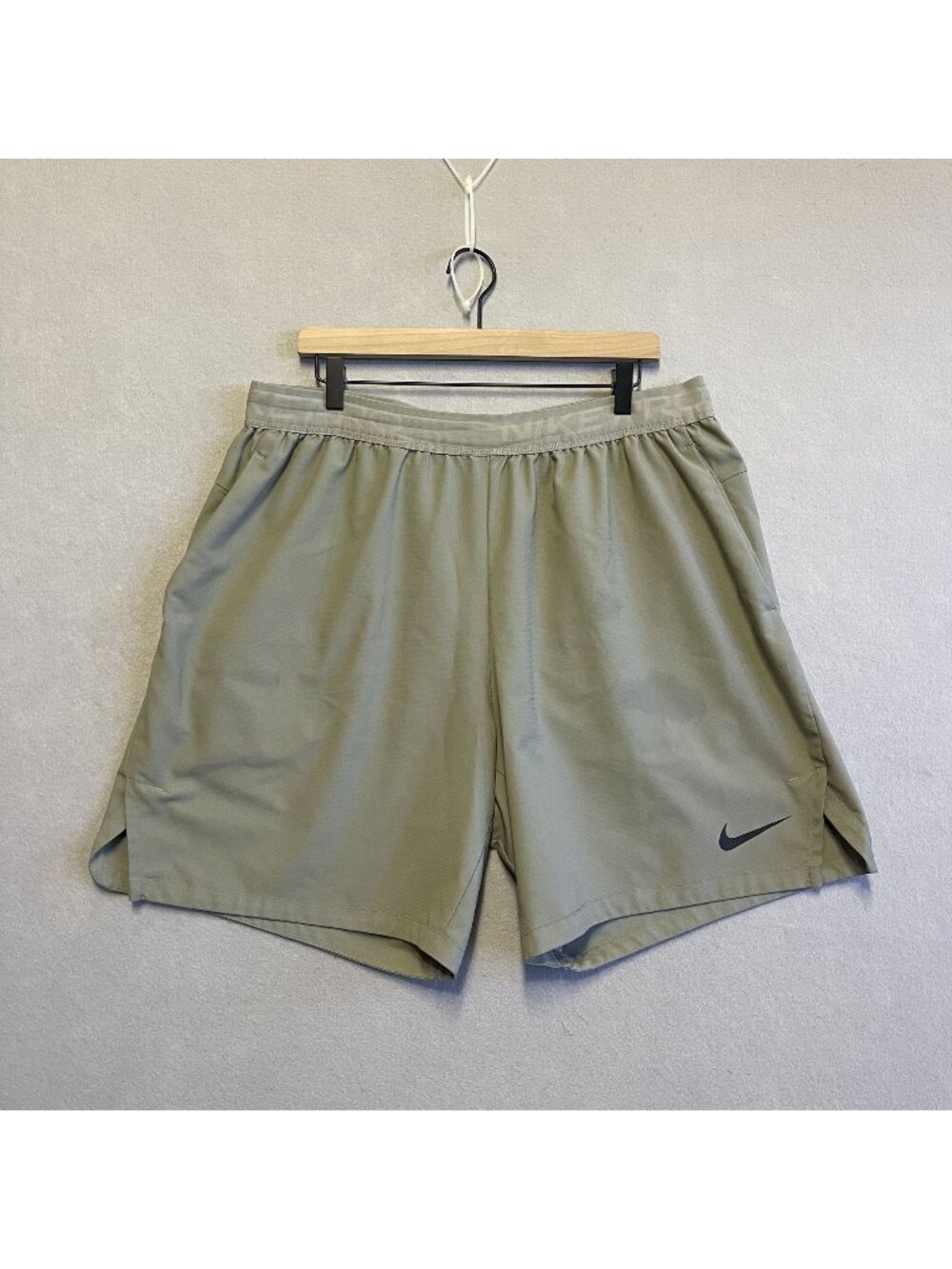 Nike Mens Dri-Fit Olive Green Athletic Shorts XXL Activewear